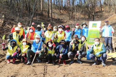 2040 탄소중립 “안녕 양양” 자원봉사 캠페인 : 나무심기 활동